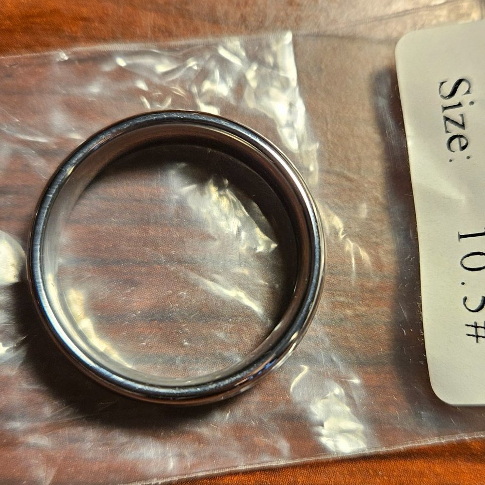 Men's Titanium rainbow ring - Picture 2 of 2